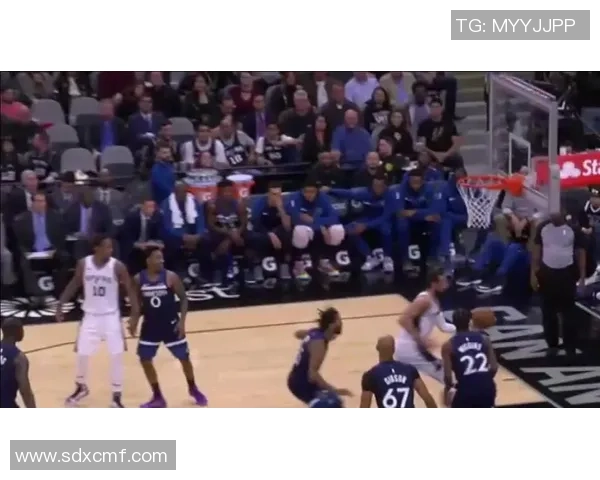 赛后分析：西安篮球队与北京篮球队的团队协作表现与战术探讨