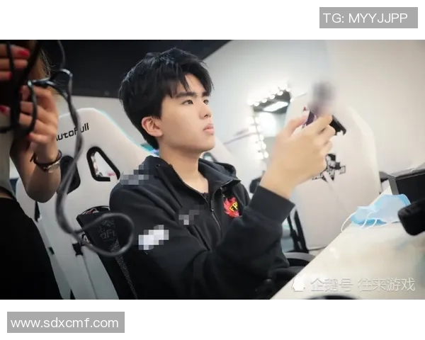 高校联赛最新积分榜V5战队以81分稳居第一名引发关注